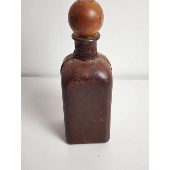 Fausto Corduri Tall Ships Leather Bottle - Picture 8 of 9